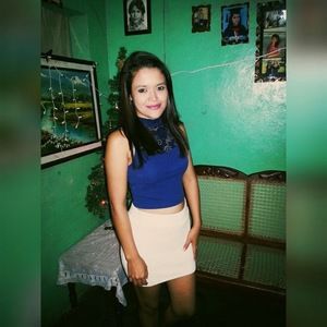 Meet your Posher, Estefany